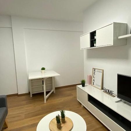 Piso Nuevo Bien Situado En Santanderアパートメント エクステリア 写真