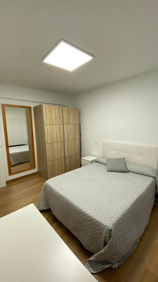 Piso Nuevo Bien Situado En Santanderアパートメント エクステリア 写真