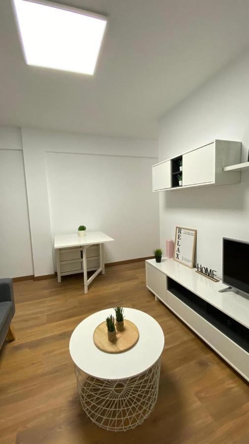 Piso Nuevo Bien Situado En Santanderアパートメント エクステリア 写真